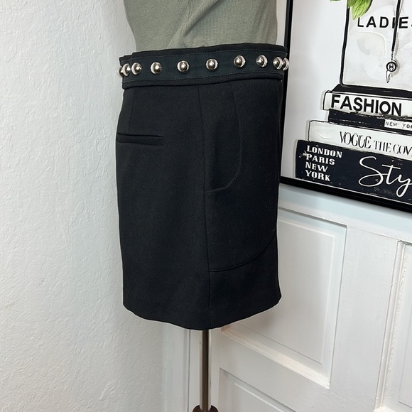Red Valentino Black Studded Waist Shorts Size 44/6US - Picture 4 of 9